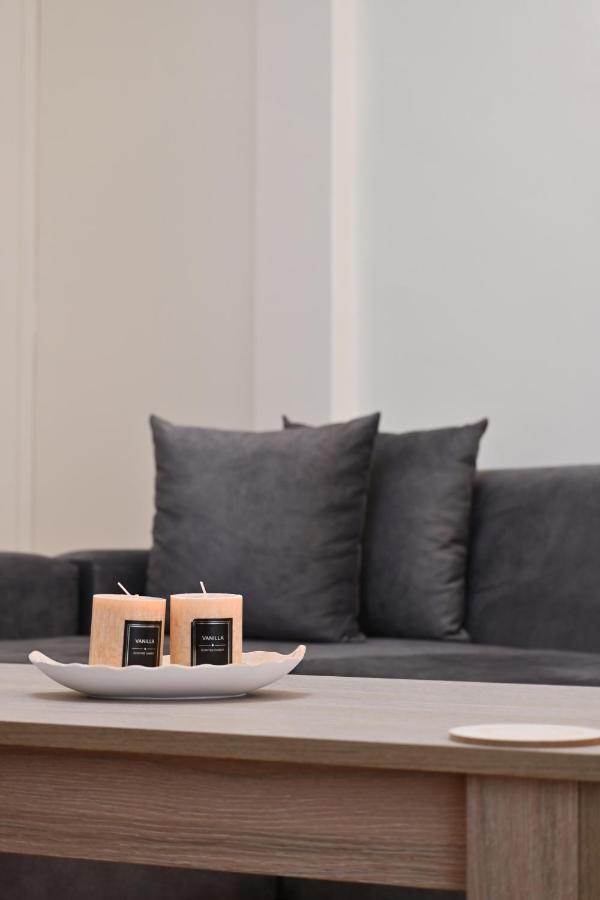 Delmare Athens Double Apartment Atenas Exterior foto